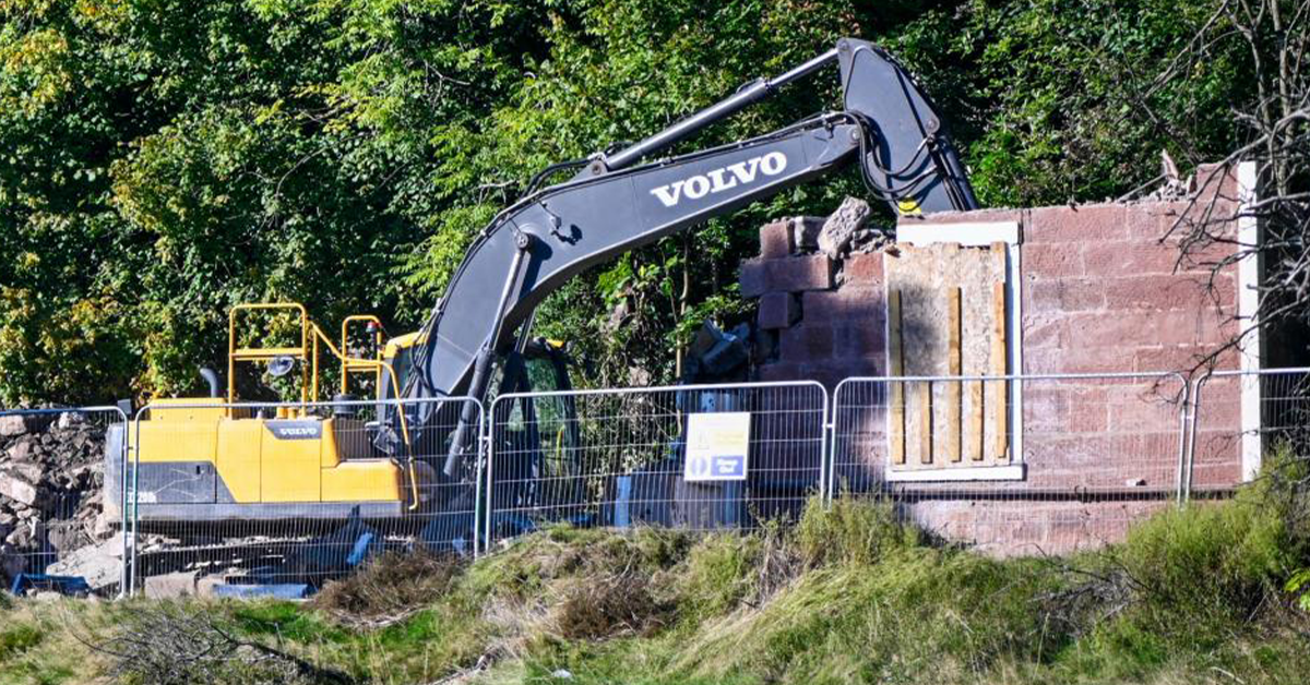 Parliament motion register concern at unauthorised demolition 